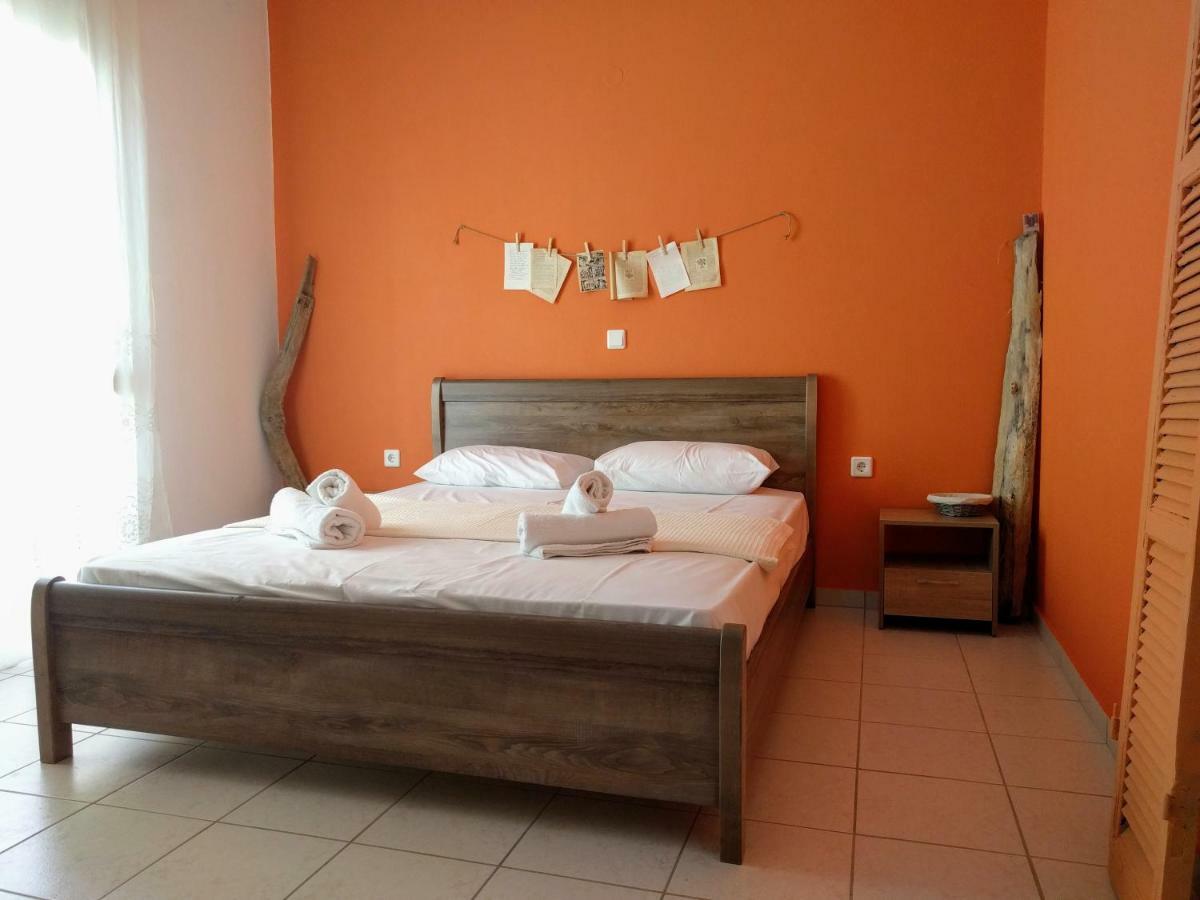 Dimitris Luxury Apartment 케라모티 외부 사진